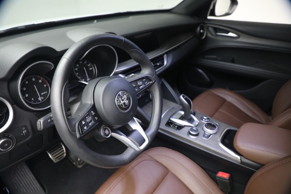 Used 2023 Alfa Romeo Stelvio Ti for sale $32,900 at Pagani of Greenwich in Greenwich CT 06830 20