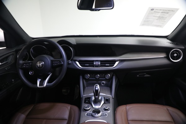 Used 2023 Alfa Romeo Stelvio Ti for sale $32,900 at Pagani of Greenwich in Greenwich CT 06830 21