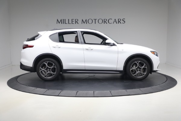 Used 2023 Alfa Romeo Stelvio Ti for sale $32,900 at Pagani of Greenwich in Greenwich CT 06830 9