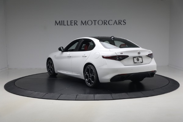 New 2026 Alfa Romeo Giulia Veloce for sale $55,870 at Pagani of Greenwich in Greenwich CT 06830 5