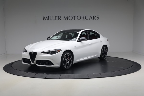New 2026 Alfa Romeo Giulia Veloce for sale $55,870 at Pagani of Greenwich in Greenwich CT 06830 1