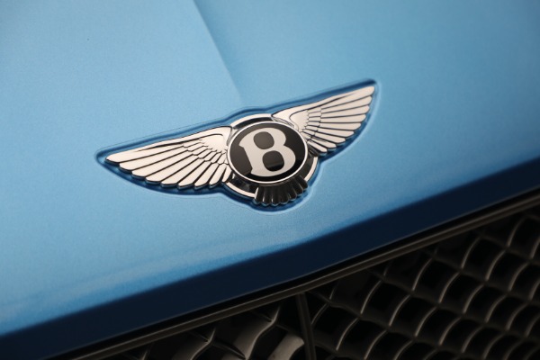 Used 2024 Bentley Continental GTC Speed for sale $299,900 at Pagani of Greenwich in Greenwich CT 06830 17