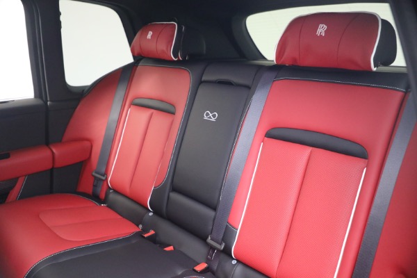 New 2027 Rolls-Royce Black Badge Cullinan for sale $569,350 at Pagani of Greenwich in Greenwich CT 06830 23