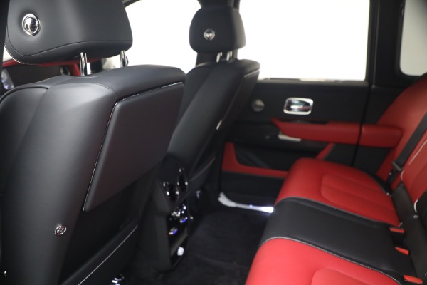 New 2027 Rolls-Royce Black Badge Cullinan for sale $569,350 at Pagani of Greenwich in Greenwich CT 06830 24