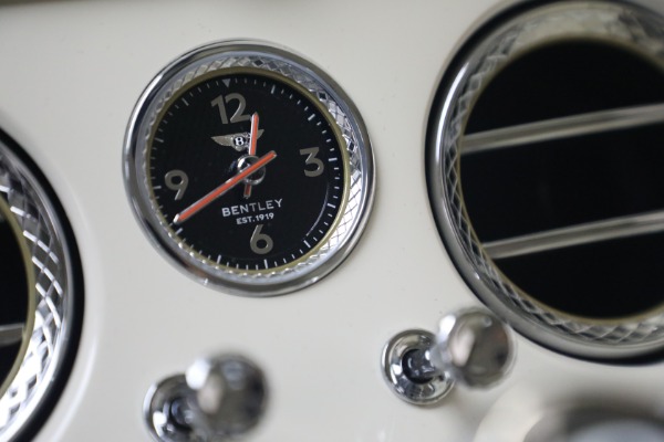 Used 2026 Bentley Continental GT Azure for sale $319,900 at Pagani of Greenwich in Greenwich CT 06830 21
