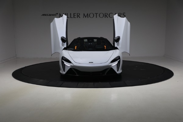 New 2026 McLaren Artura Spider Vision for sale $337,400 at Pagani of Greenwich in Greenwich CT 06830 12