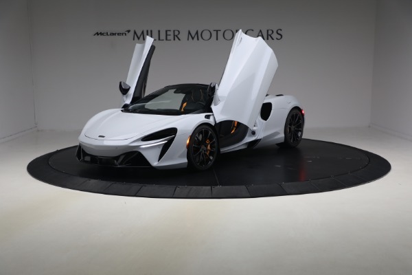 New 2026 McLaren Artura Spider Vision for sale $337,400 at Pagani of Greenwich in Greenwich CT 06830 13