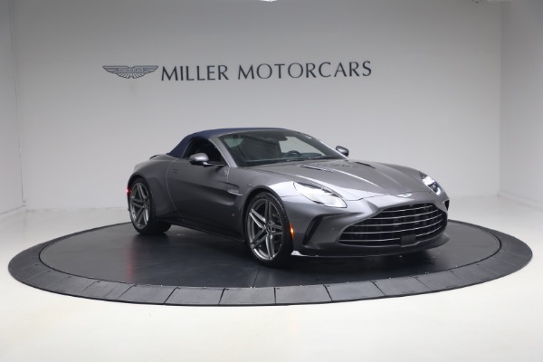 New 2026 Aston Martin Vantage S Roadster for sale $277,680 at Pagani of Greenwich in Greenwich CT 06830 20