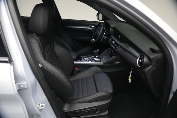 New 2026 Alfa Romeo Stelvio Veloce for sale $59,215 at Pagani of Greenwich in Greenwich CT 06830 16