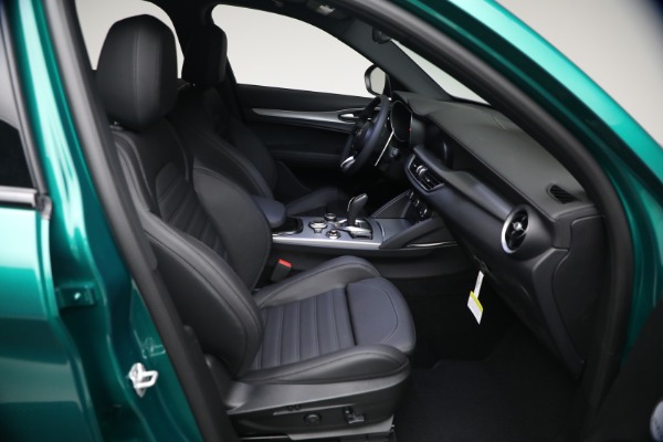 New 2026 Alfa Romeo Stelvio Veloce for sale $62,965 at Pagani of Greenwich in Greenwich CT 06830 16