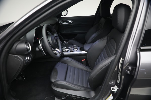 New 2026 Alfa Romeo Giulia Veloce for sale $55,815 at Pagani of Greenwich in Greenwich CT 06830 13