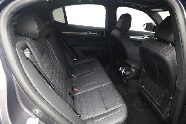 New 2026 Alfa Romeo Stelvio Veloce for sale $61,965 at Pagani of Greenwich in Greenwich CT 06830 19