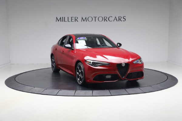 Used 2023 Alfa Romeo Giulia Veloce for sale $33,900 at Pagani of Greenwich in Greenwich CT 06830 11