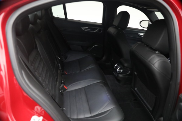 Used 2023 Alfa Romeo Giulia Veloce for sale $33,900 at Pagani of Greenwich in Greenwich CT 06830 17