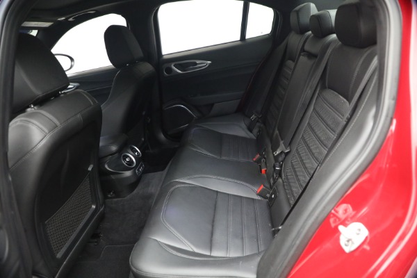 Used 2023 Alfa Romeo Giulia Veloce for sale $33,900 at Pagani of Greenwich in Greenwich CT 06830 18