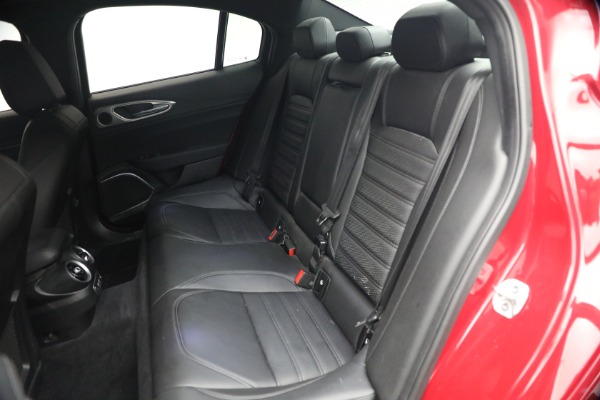 Used 2023 Alfa Romeo Giulia Veloce for sale $33,900 at Pagani of Greenwich in Greenwich CT 06830 20