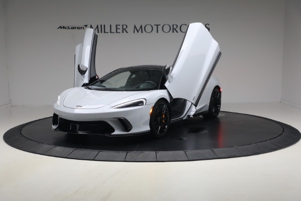 Used 2025 McLaren GTS Performance for sale $189,900 at Pagani of Greenwich in Greenwich CT 06830 12