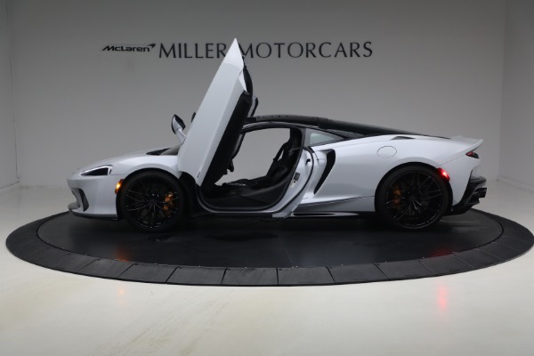 Used 2025 McLaren GTS Performance for sale $189,900 at Pagani of Greenwich in Greenwich CT 06830 13