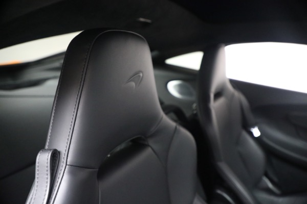 Used 2023 McLaren GT for sale $166,900 at Pagani of Greenwich in Greenwich CT 06830 25