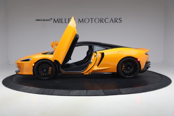 Used 2023 McLaren GT for sale $166,900 at Pagani of Greenwich in Greenwich CT 06830 27
