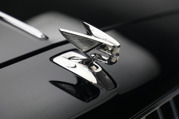 Used 2022 Bentley Flying Spur W12 for sale $195,900 at Pagani of Greenwich in Greenwich CT 06830 13