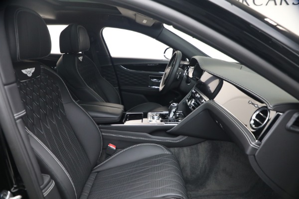 Used 2022 Bentley Flying Spur W12 for sale $195,900 at Pagani of Greenwich in Greenwich CT 06830 27