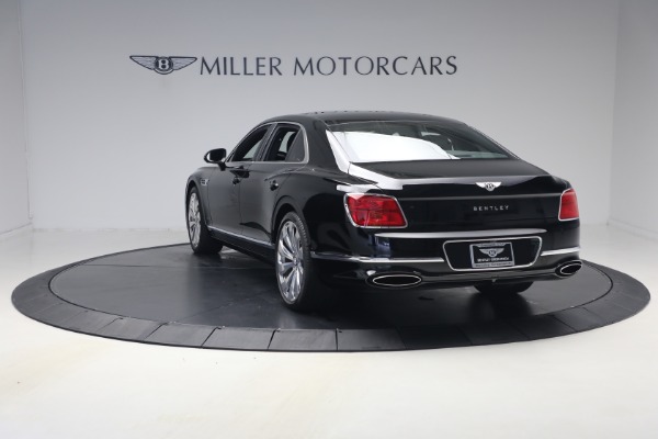 Used 2022 Bentley Flying Spur W12 for sale $195,900 at Pagani of Greenwich in Greenwich CT 06830 5