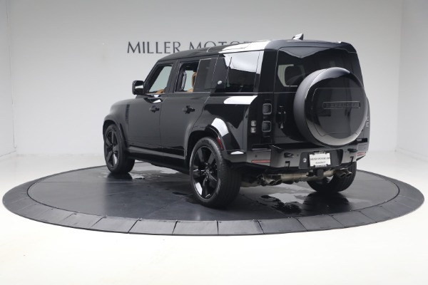 Used 2024 Land Rover Defender 110 V8 P525 for sale $84,900 at Pagani of Greenwich in Greenwich CT 06830 5