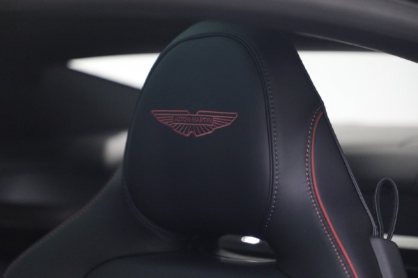 Used 2026 Aston Martin Vanquish for sale $455,900 at Pagani of Greenwich in Greenwich CT 06830 21