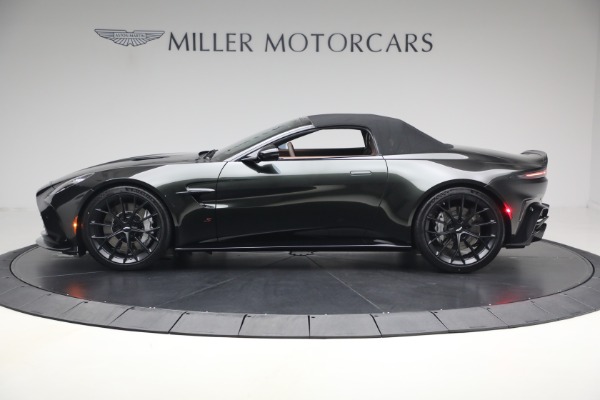 New 2026 Aston Martin Vantage S Roadster for sale $263,900 at Pagani of Greenwich in Greenwich CT 06830 15