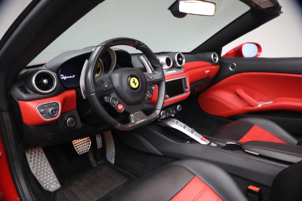 Used 2017 Ferrari California T for sale $163,900 at Pagani of Greenwich in Greenwich CT 06830 15