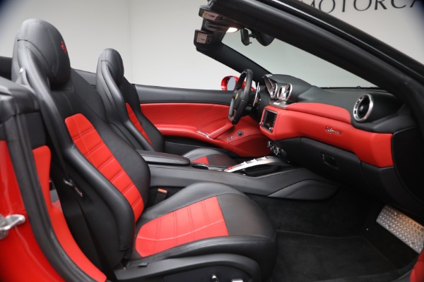 Used 2017 Ferrari California T for sale $163,900 at Pagani of Greenwich in Greenwich CT 06830 17