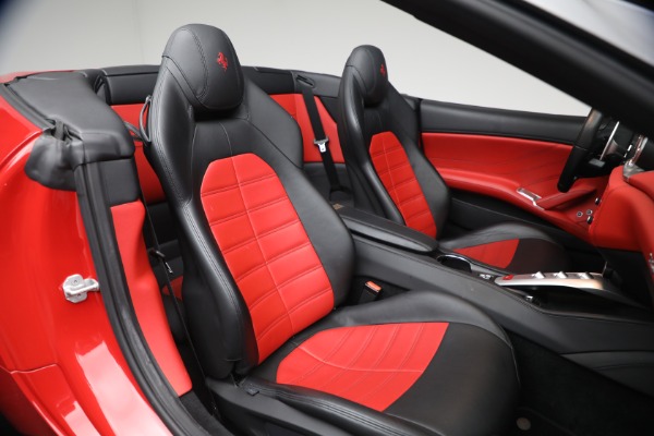 Used 2017 Ferrari California T for sale $163,900 at Pagani of Greenwich in Greenwich CT 06830 18
