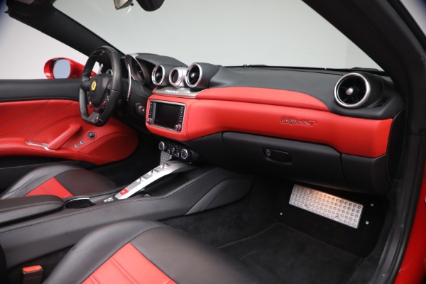 Used 2017 Ferrari California T for sale $163,900 at Pagani of Greenwich in Greenwich CT 06830 19