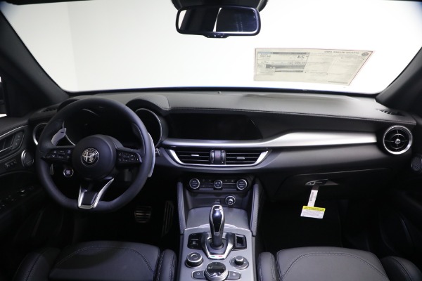 New 2026 Alfa Romeo Stelvio Veloce for sale $61,965 at Pagani of Greenwich in Greenwich CT 06830 23