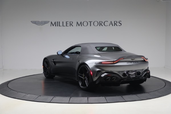 New 2026 Aston Martin Vantage S Roadster for sale $295,000 at Pagani of Greenwich in Greenwich CT 06830 17