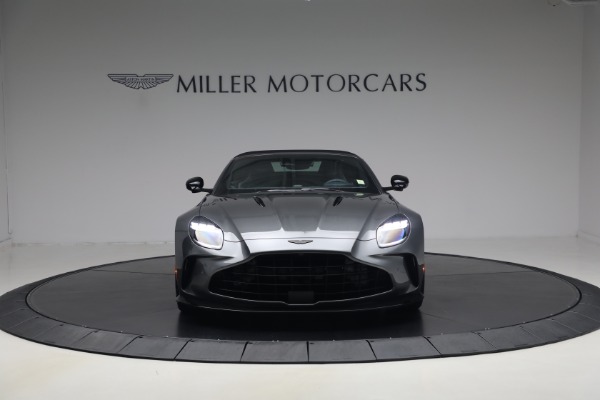 New 2026 Aston Martin Vantage S Roadster for sale $295,000 at Pagani of Greenwich in Greenwich CT 06830 24