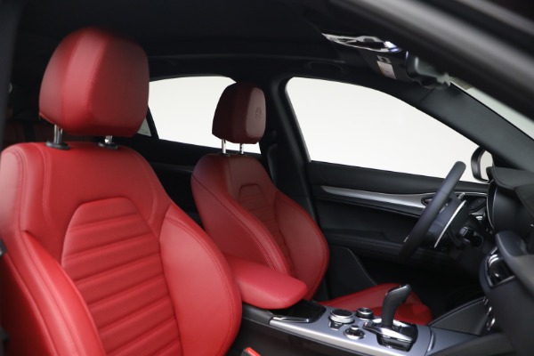 New 2026 Alfa Romeo Stelvio for sale $62,715 at Pagani of Greenwich in Greenwich CT 06830 9
