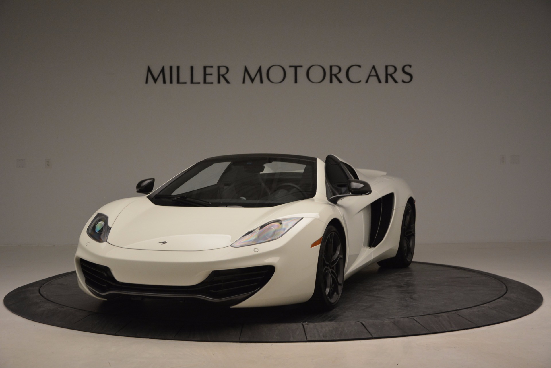 Used 2014 McLaren MP4-12C Spider for sale Sold at Pagani of Greenwich in Greenwich CT 06830 1