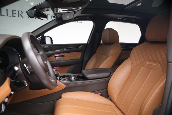 Used 2021 Bentley Bentayga Speed for sale $139,900 at Pagani of Greenwich in Greenwich CT 06830 21