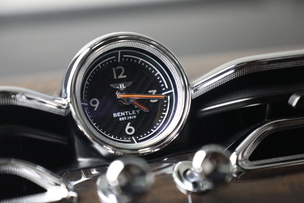 Used 2021 Bentley Bentayga Speed for sale $139,900 at Pagani of Greenwich in Greenwich CT 06830 25