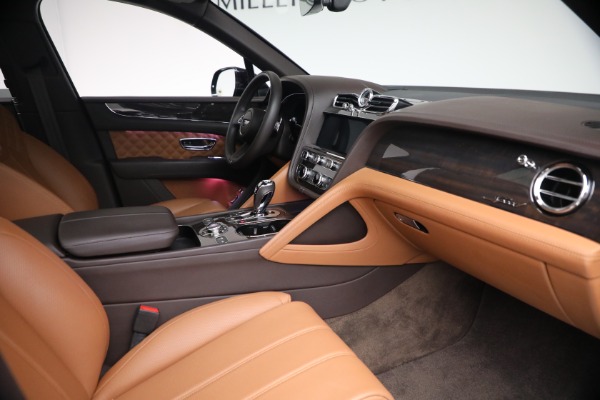 Used 2021 Bentley Bentayga Speed for sale $139,900 at Pagani of Greenwich in Greenwich CT 06830 26
