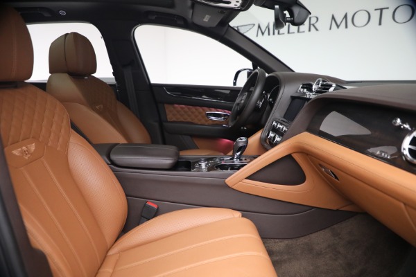 Used 2021 Bentley Bentayga Speed for sale $139,900 at Pagani of Greenwich in Greenwich CT 06830 27