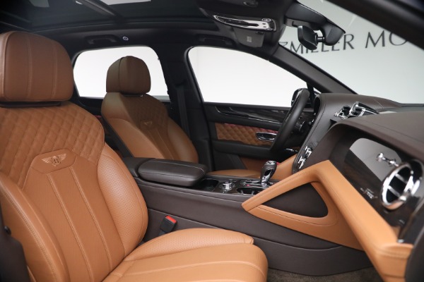 Used 2021 Bentley Bentayga Speed for sale $139,900 at Pagani of Greenwich in Greenwich CT 06830 28