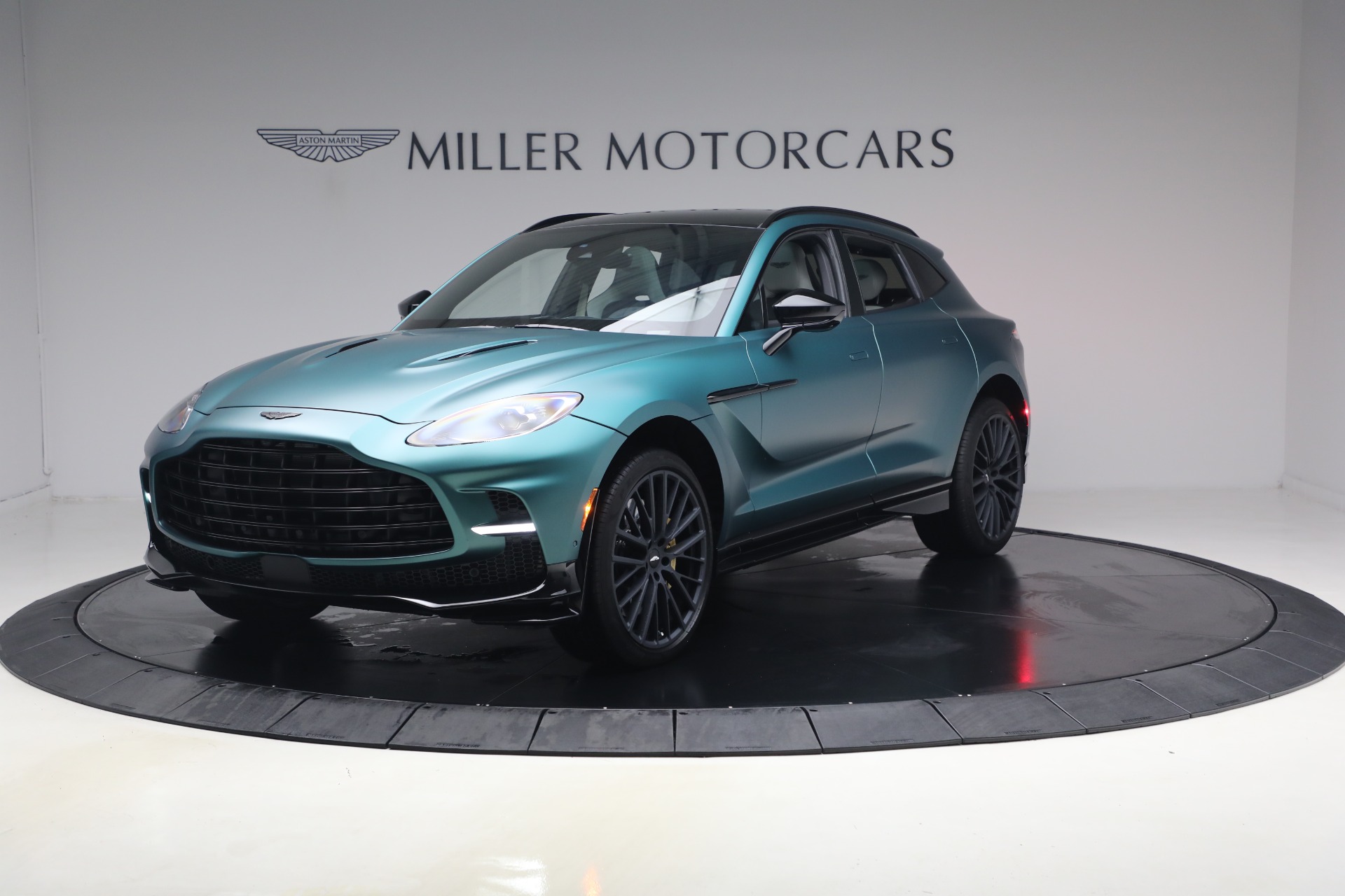 Used 2023 Aston Martin DBX 707 for sale $159,900 at Pagani of Greenwich in Greenwich CT 06830 1