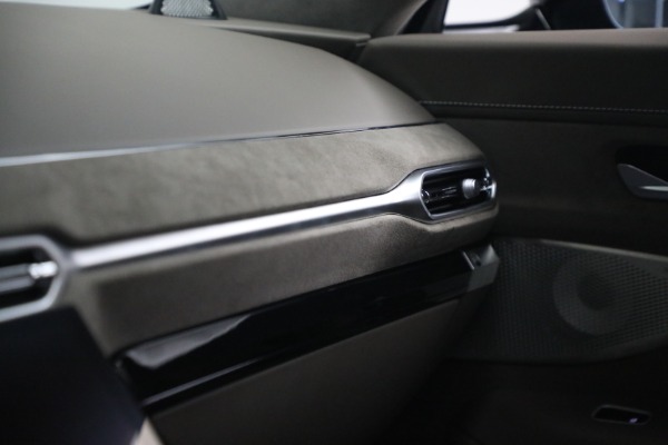 New 2026 Aston Martin Vantage S for sale $257,880 at Pagani of Greenwich in Greenwich CT 06830 18