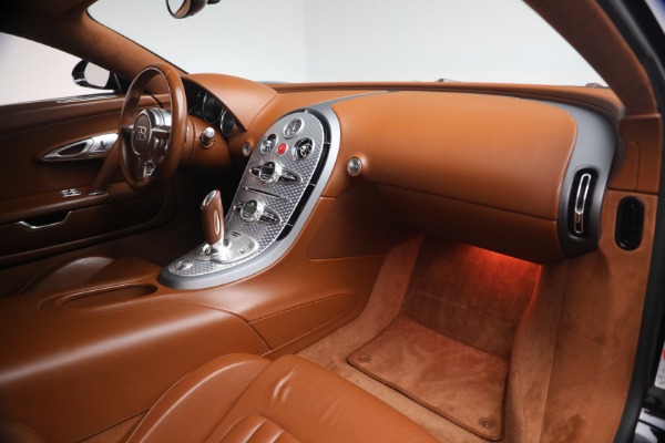 Used 2006 Bugatti Veyron 16.4 for sale Call for price at Pagani of Greenwich in Greenwich CT 06830 18