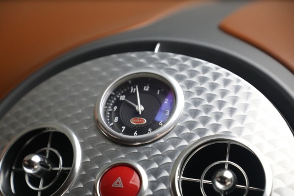 Used 2006 Bugatti Veyron 16.4 for sale Call for price at Pagani of Greenwich in Greenwich CT 06830 20