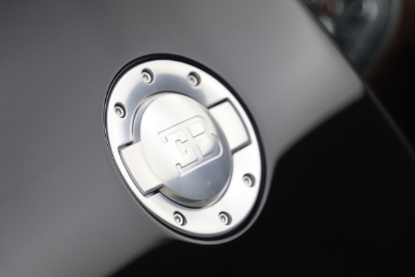 Used 2006 Bugatti Veyron 16.4 for sale Call for price at Pagani of Greenwich in Greenwich CT 06830 26