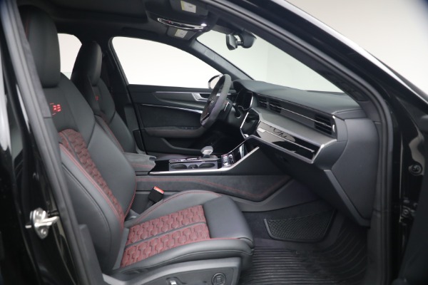 Used 2026 Audi RS 6 Avant performance 4.0T quattro Avant for sale $145,900 at Pagani of Greenwich in Greenwich CT 06830 16